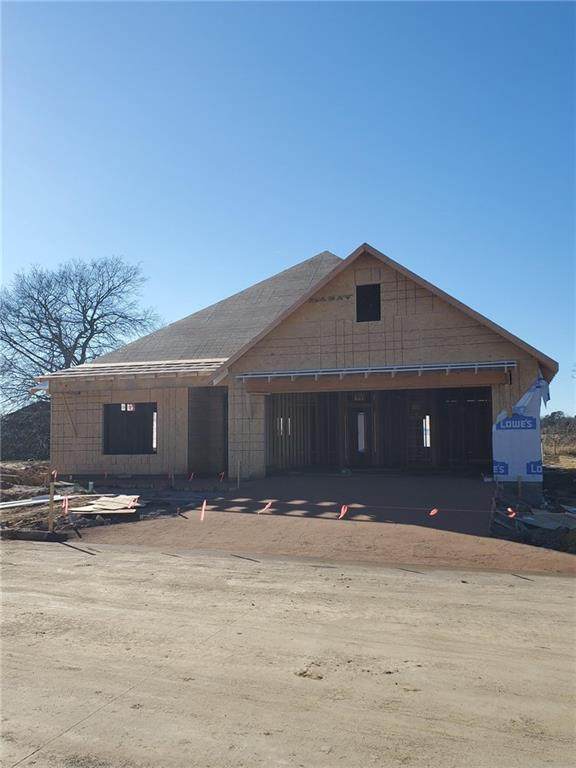 1817 Ebbing Loop - Photo 1