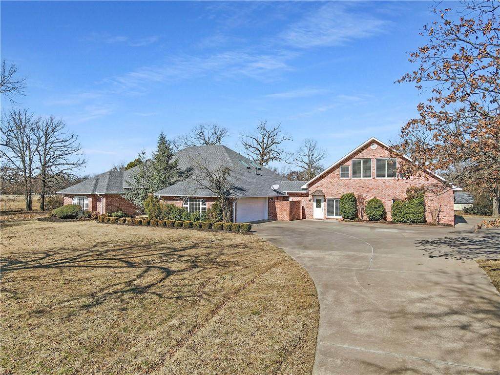 303 Brownwood - Photo 1