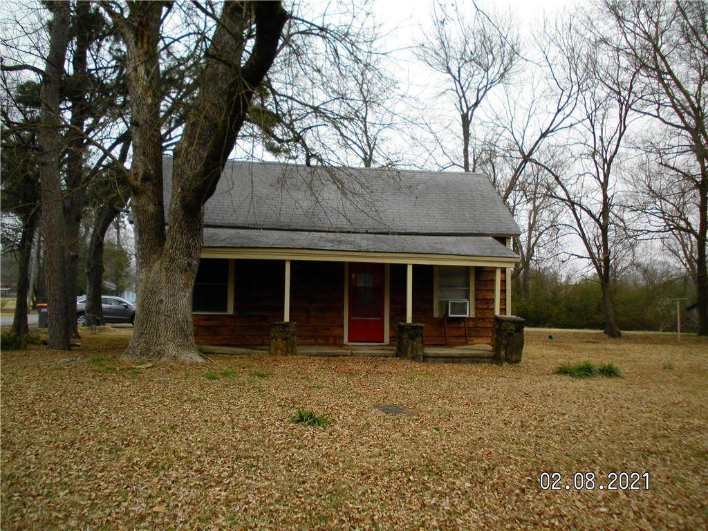 700 Ithaca Street - Photo 1