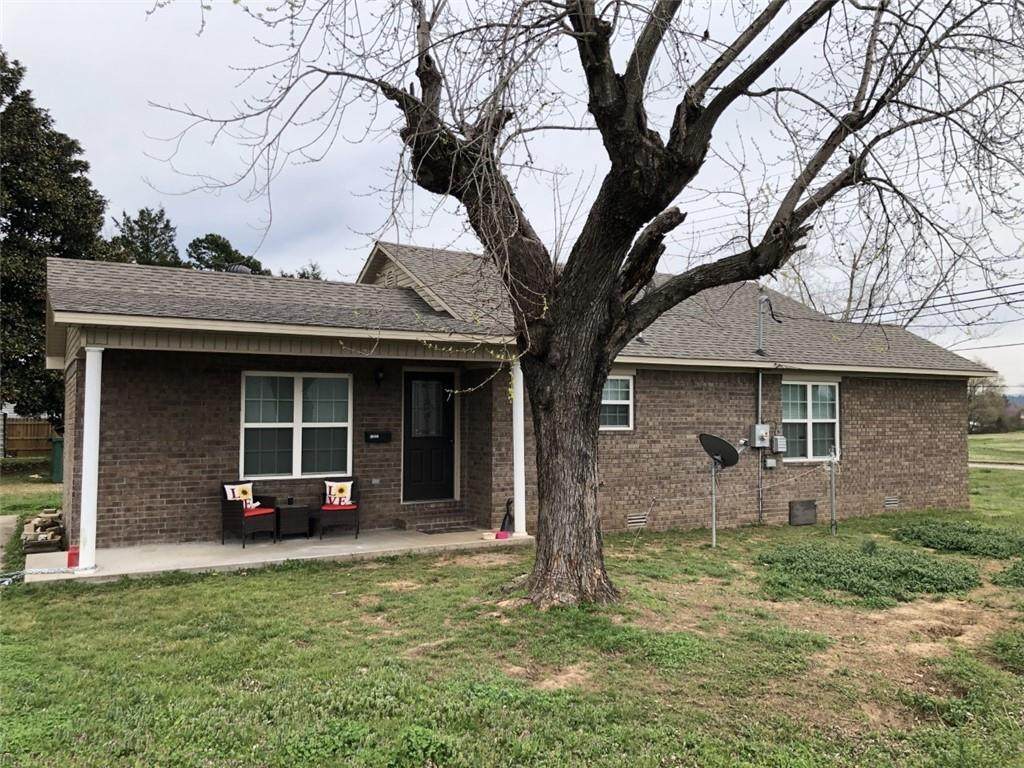 909 Main Street - Photo 1