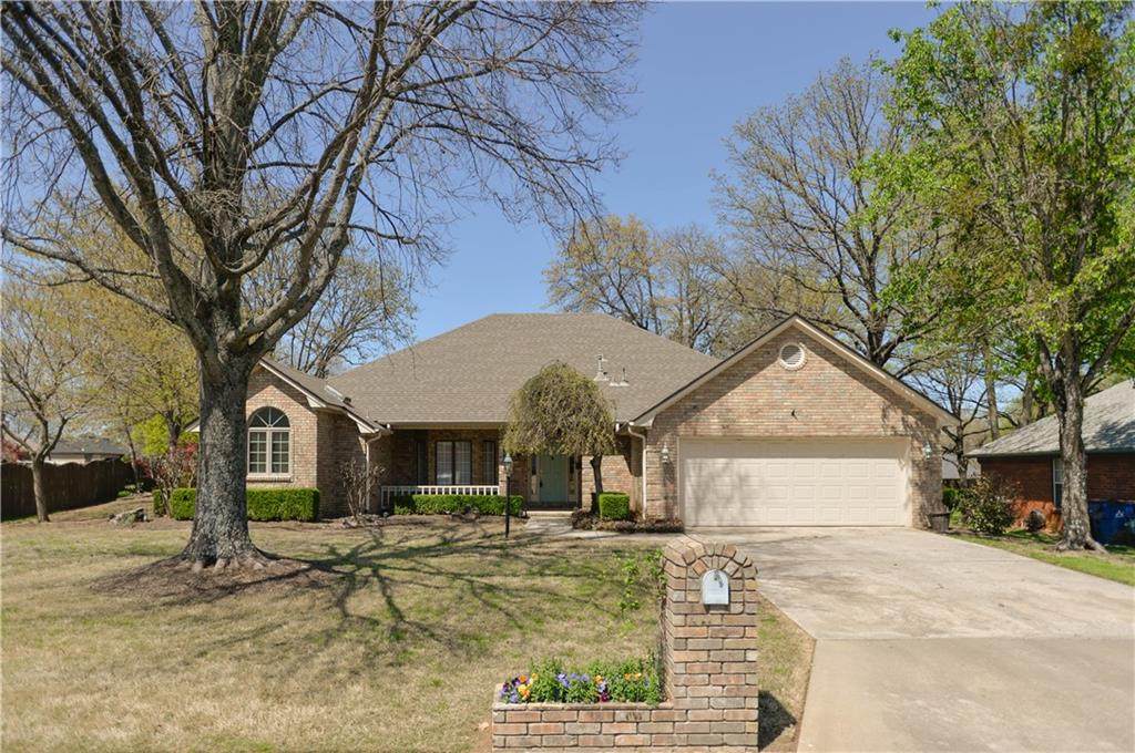 2305 Rannoch Lane - Photo 1