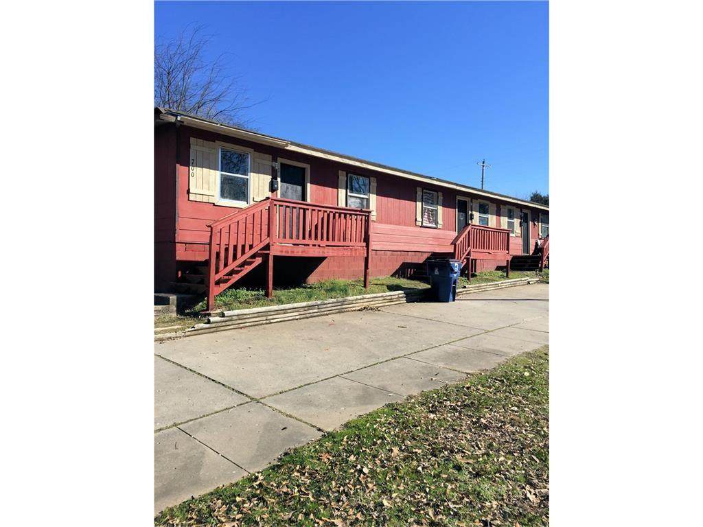 700 & 621 12th Street - Photo 1
