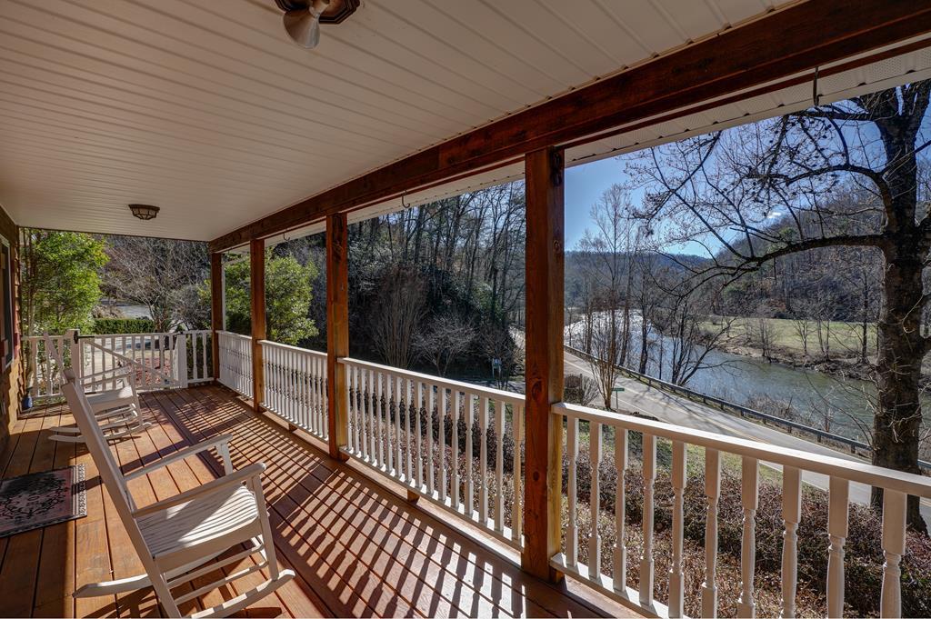 19 Yorkshire Dr - Photo 1