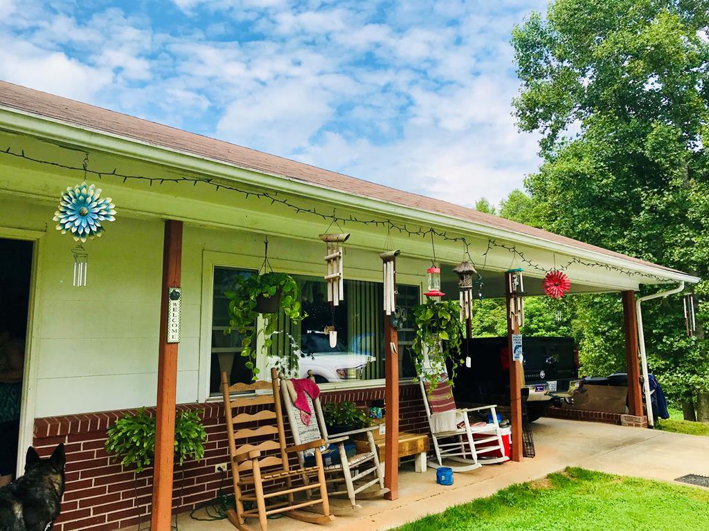 412 Belleview Rd - Photo 1