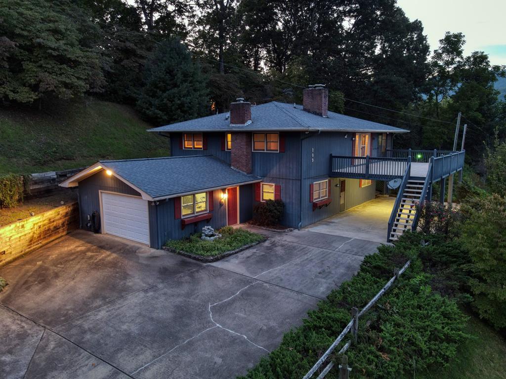 209 Emerald Hill - Photo 1