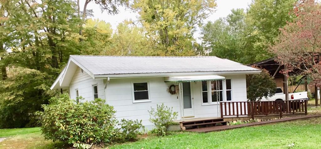 104 Ashe Lane - Photo 1