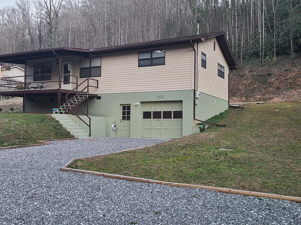 1072 Fisher Creek Rd - Photo 1