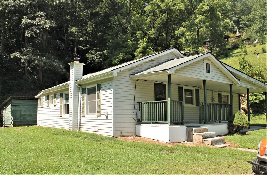 2171 Coopers Creek Rd. - Photo 1