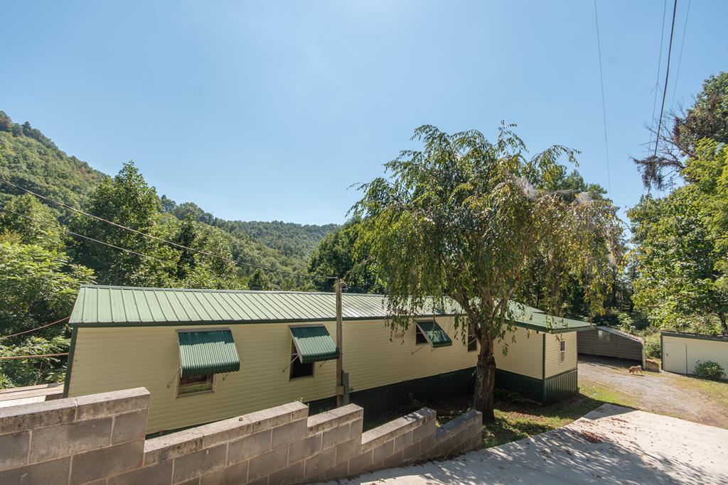 1525 Coon Creek - Photo 1