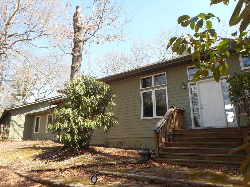 425/427 Dog Mountain Road - Photo 1