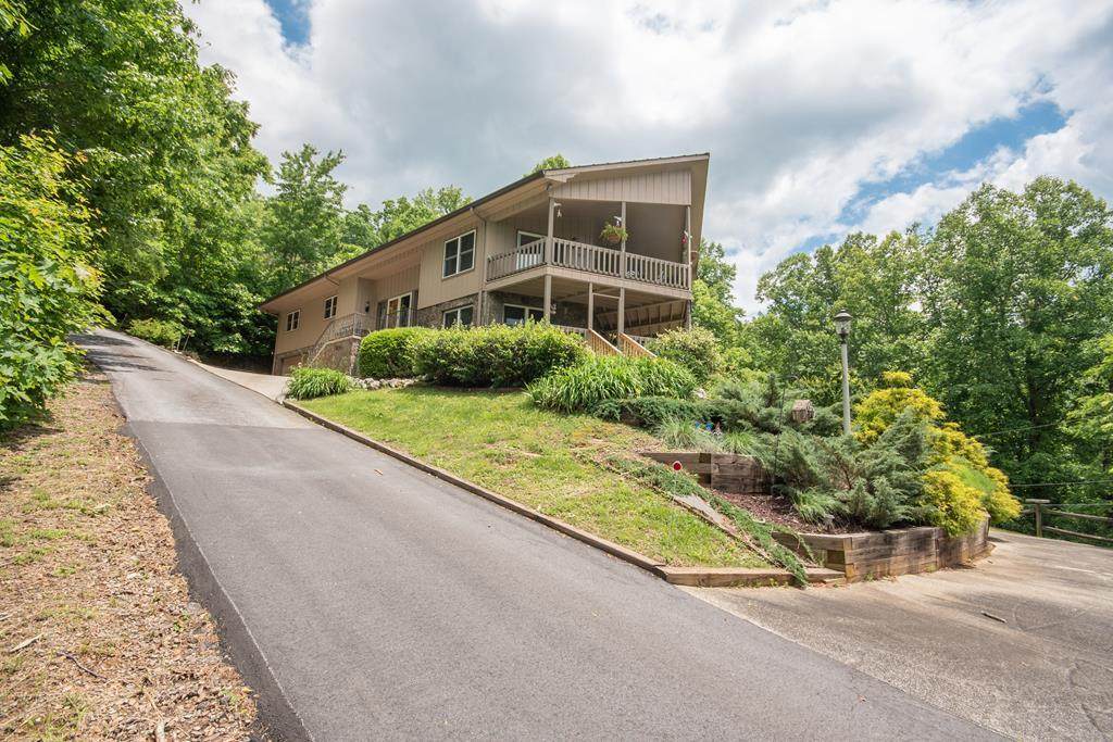 35 Rose Lane - Photo 1