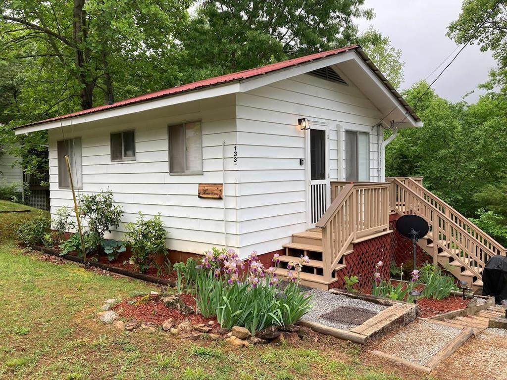 133 Ruby Circle - Photo 1