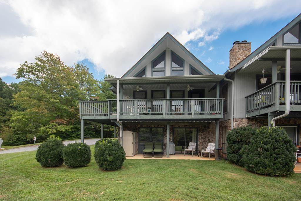 30 Spy Glass Circle, Unit J - Photo 1