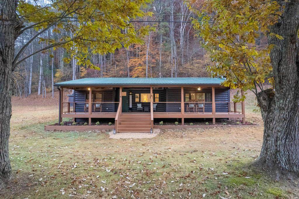 3385 Alarka Road - Photo 1