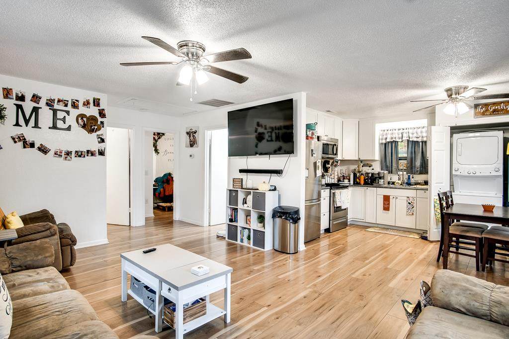 98 Spring Street - Photo 1