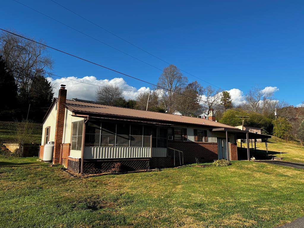 25 Floral Dr - Photo 1
