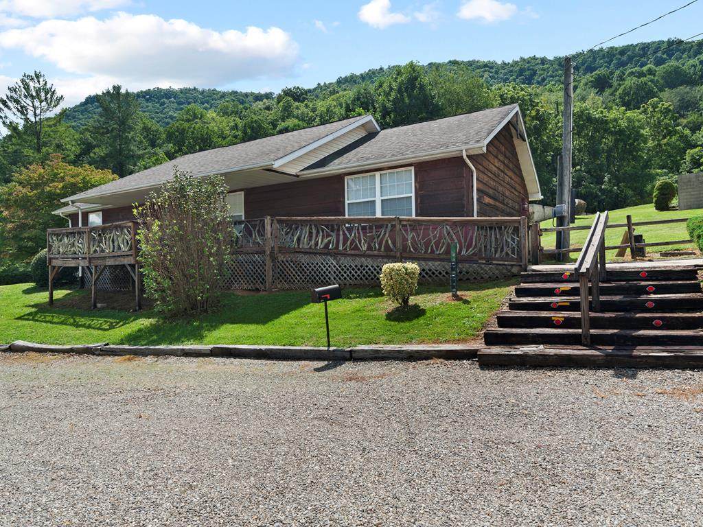3211 Dellwood Road - Photo 1