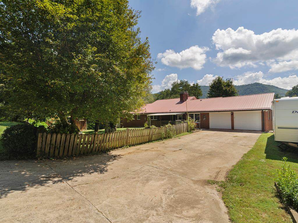 450 Chambers Road - Photo 1