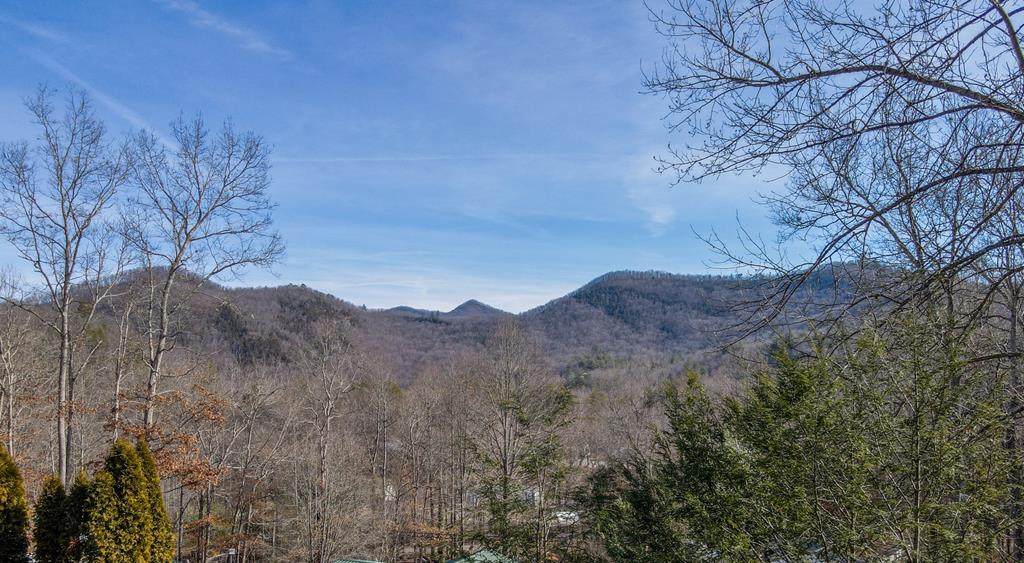 292 Meadowland Circle - Photo 1