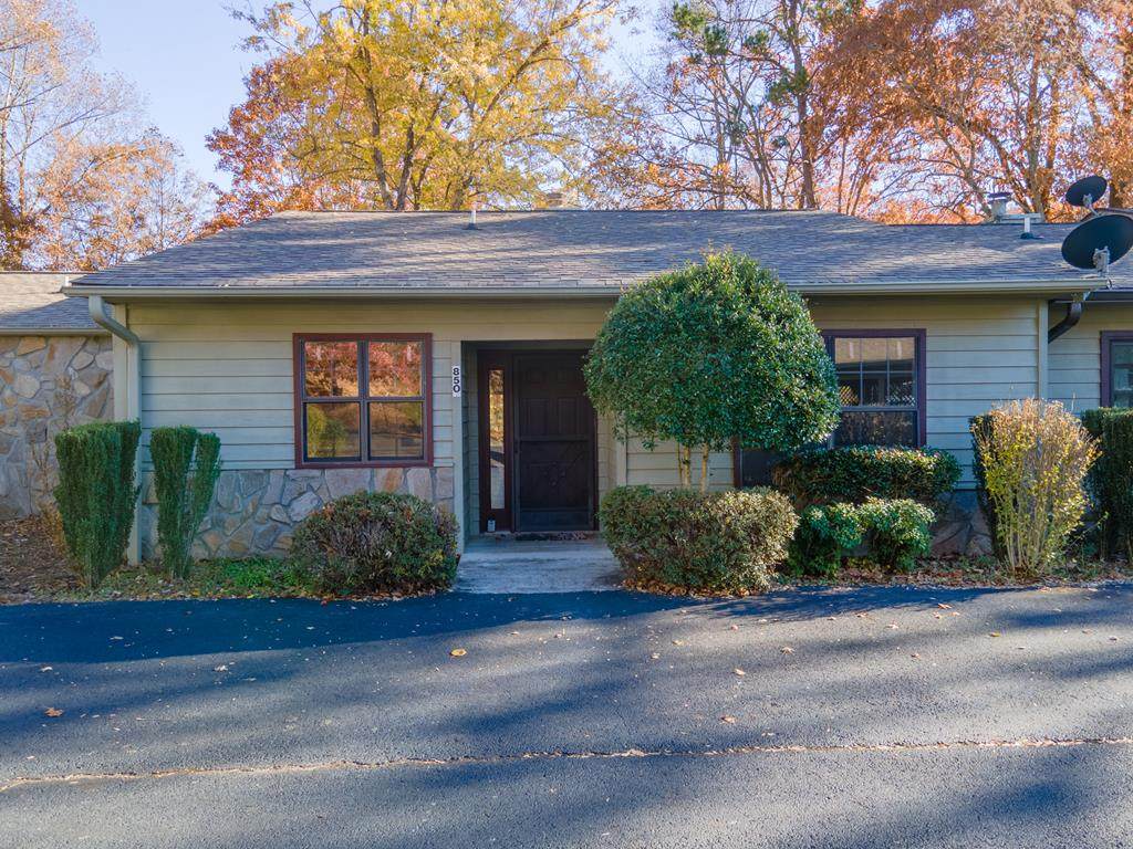 850 Country Club Drive - Photo 1