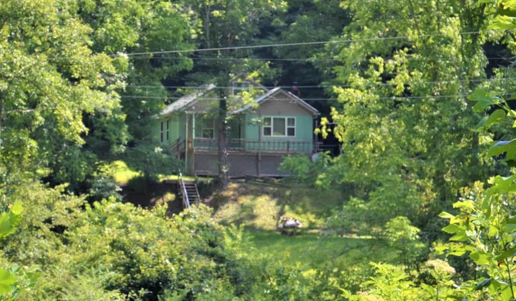 14 Hickory Cove Rd. - Photo 1