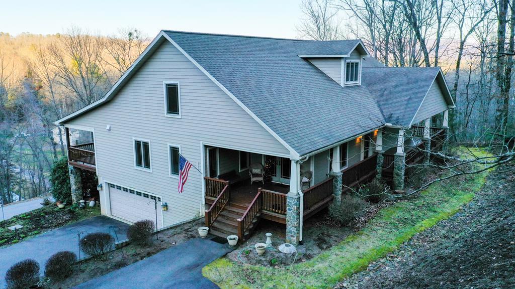 669 Lakeside Circle - Photo 1