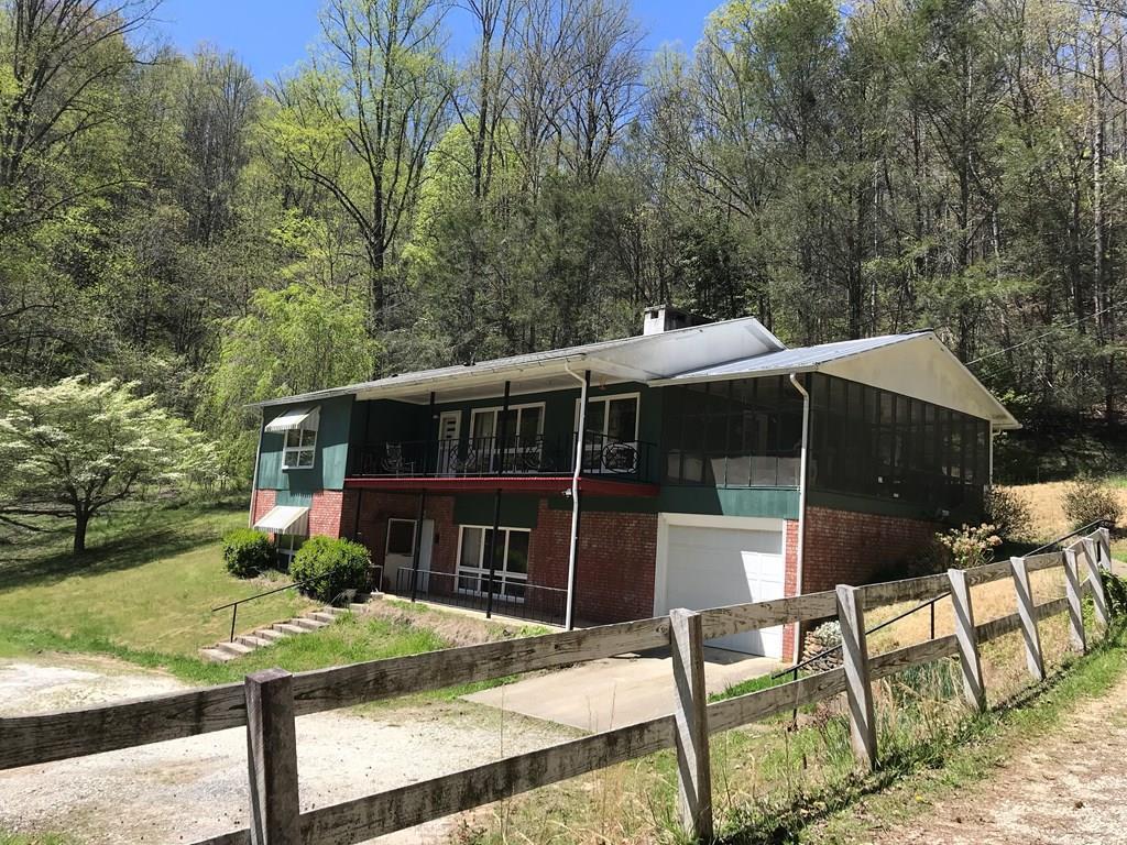 135 Lackey Dr - Photo 1