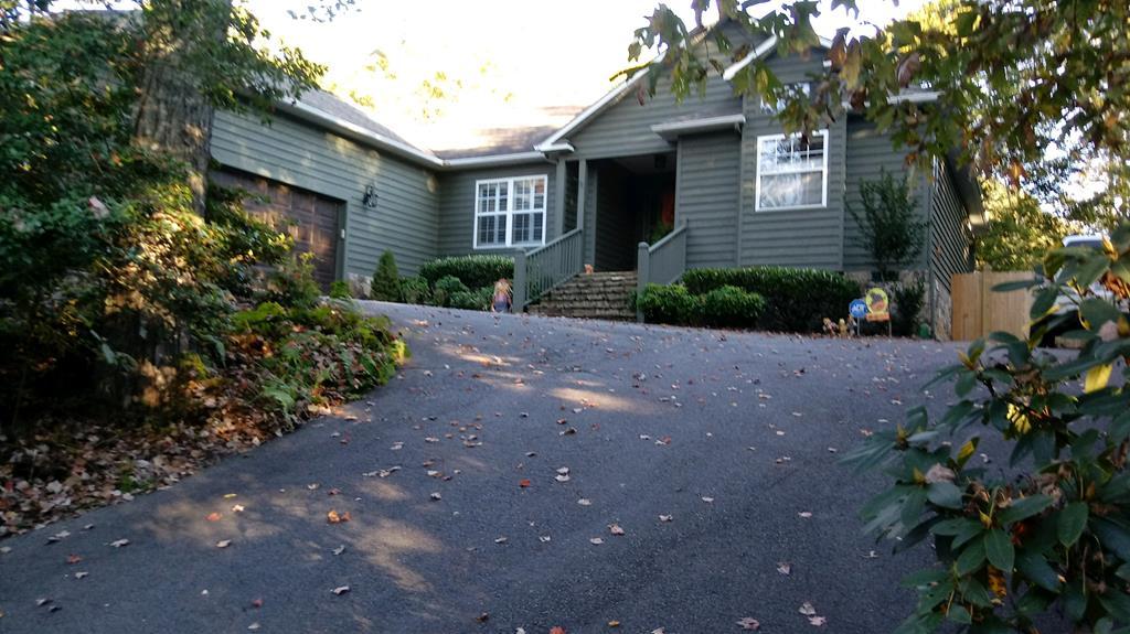 175 Eagle Ridge Circle - Photo 1