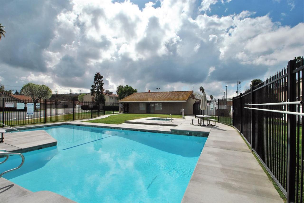 1250 Shaw Avenue - Photo 1