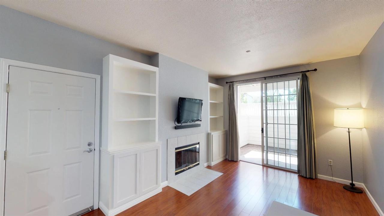 601 Arcadia Terrace - Photo 1