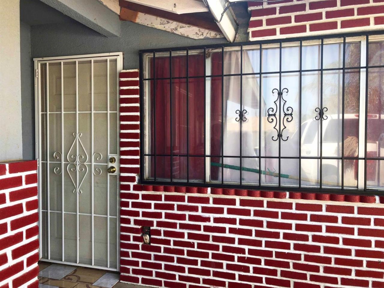 17185 Stanford Avenue - Photo 1