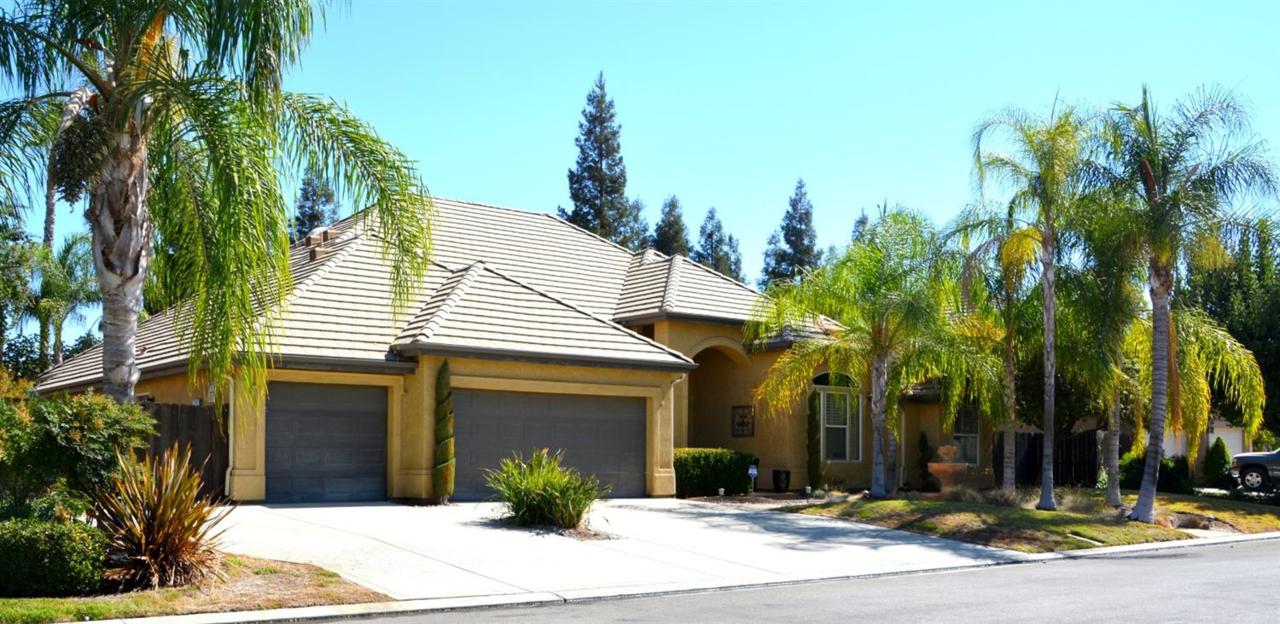 10654 Oak Hill Circle - Photo 1