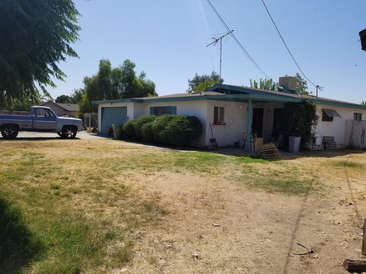 702 Adelaide Avenue - Photo 1