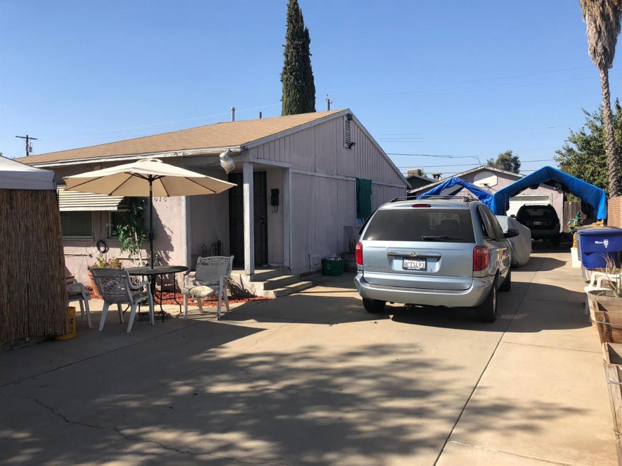 2618 Shields Avenue - Photo 1