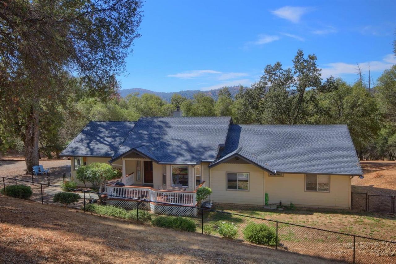 44922 Dapple Grey Lane - Photo 1