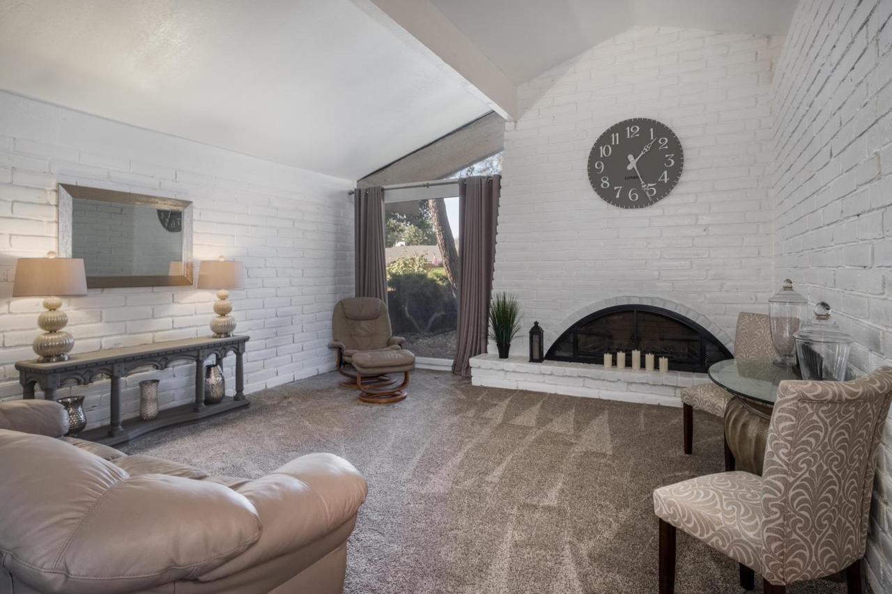 615 Ventura Avenue - Photo 1