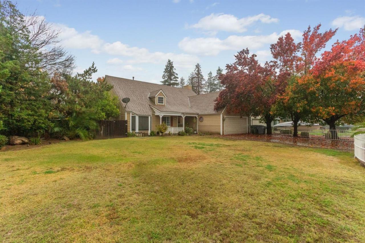 5552 Gates Avenue - Photo 1