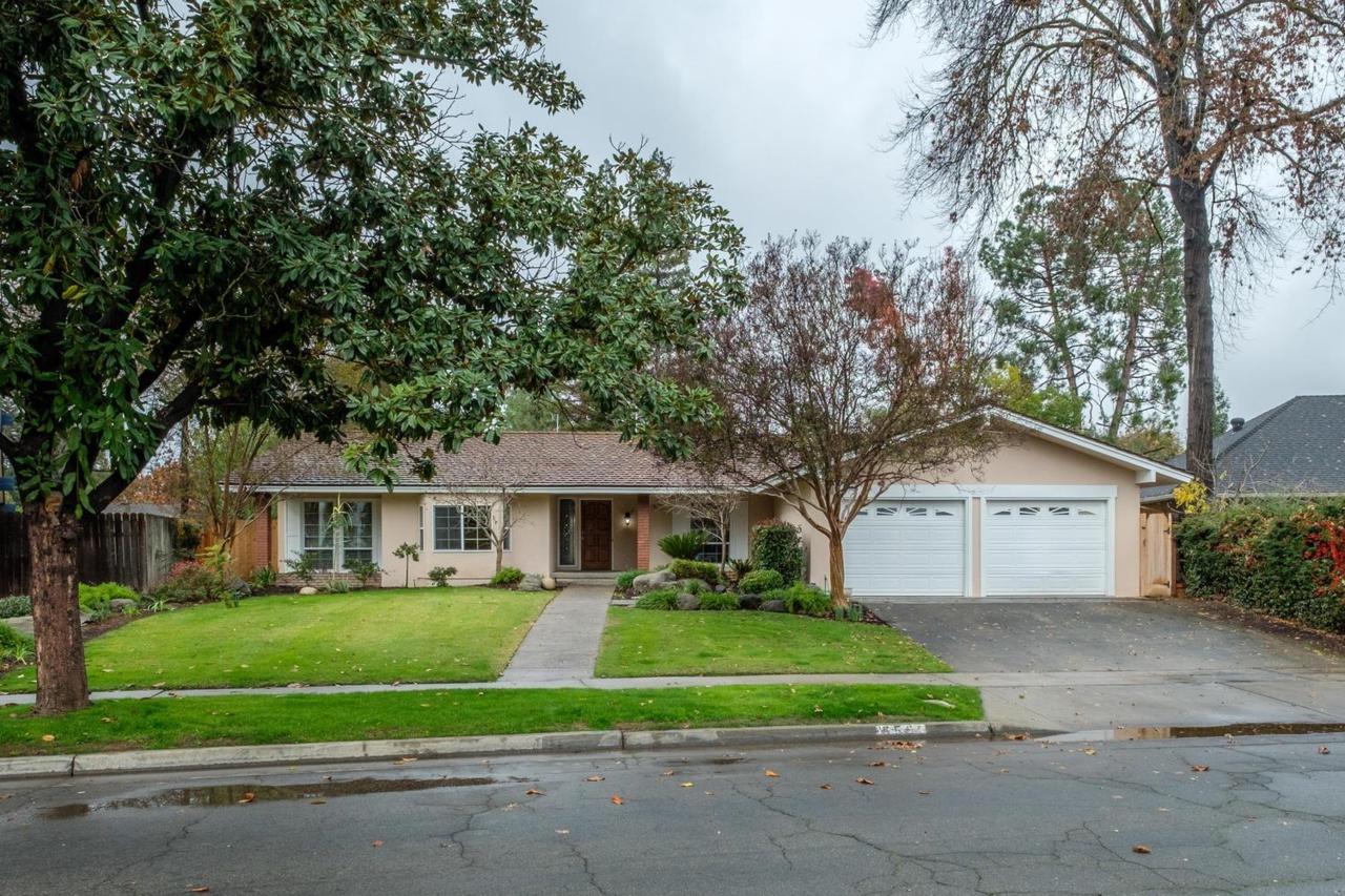 6561 Haslam Avenue - Photo 1