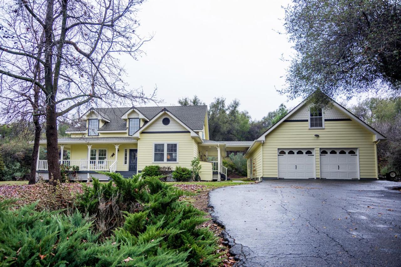 46600 Eastwood Drive - Photo 1