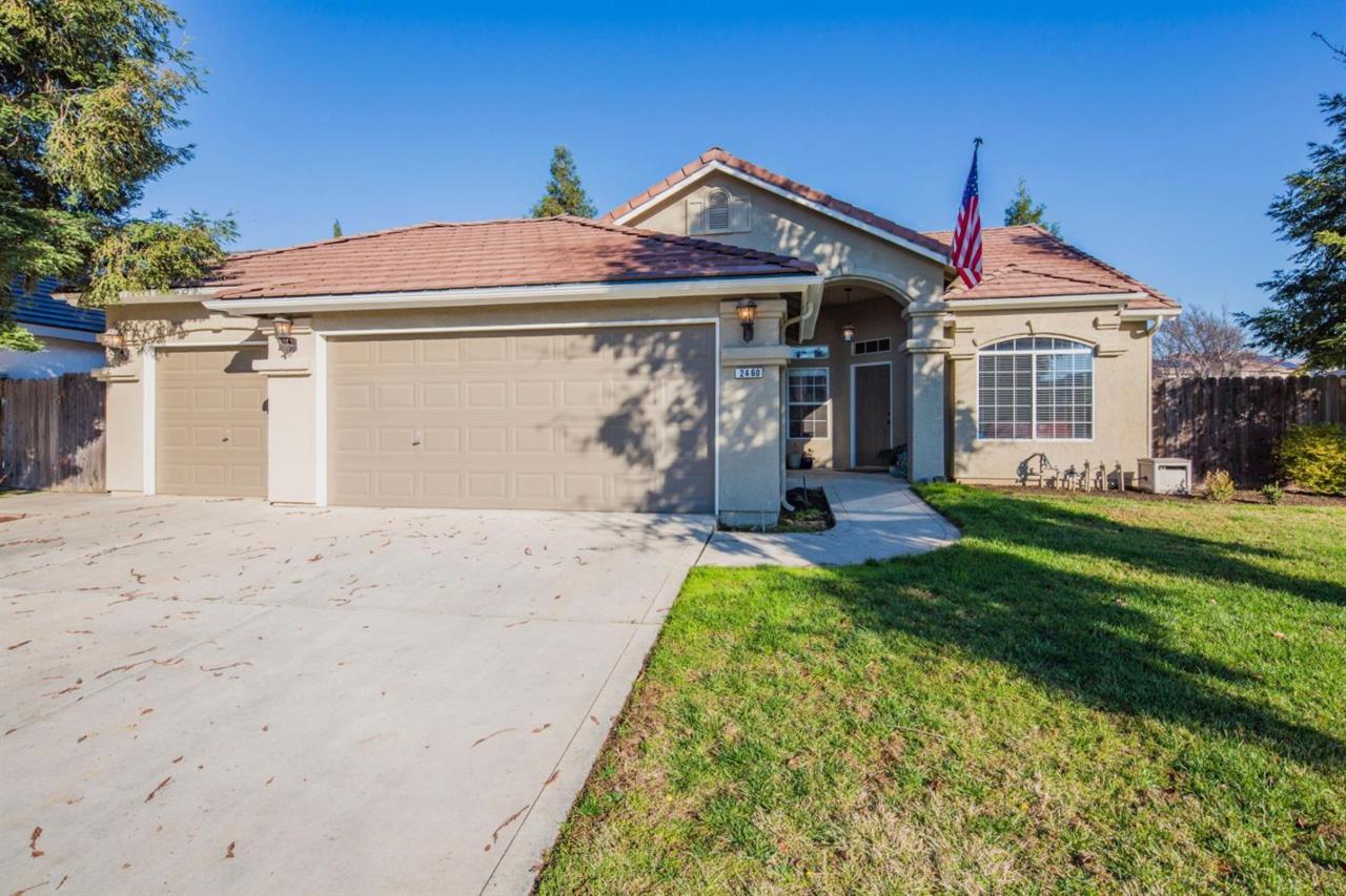 2460 Carter Avenue - Photo 1