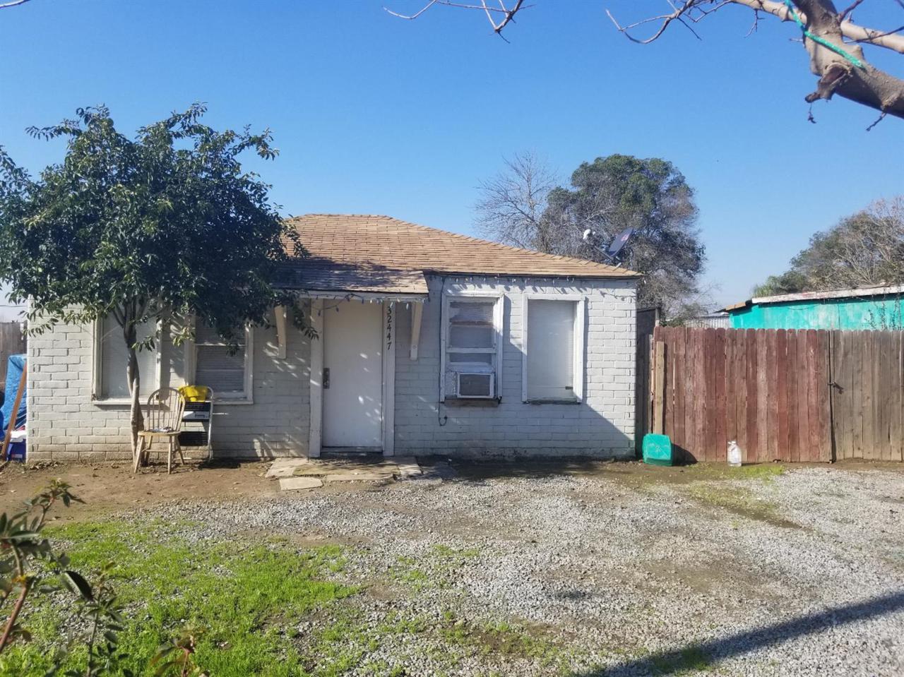 32447 Lincoln Road - Photo 1
