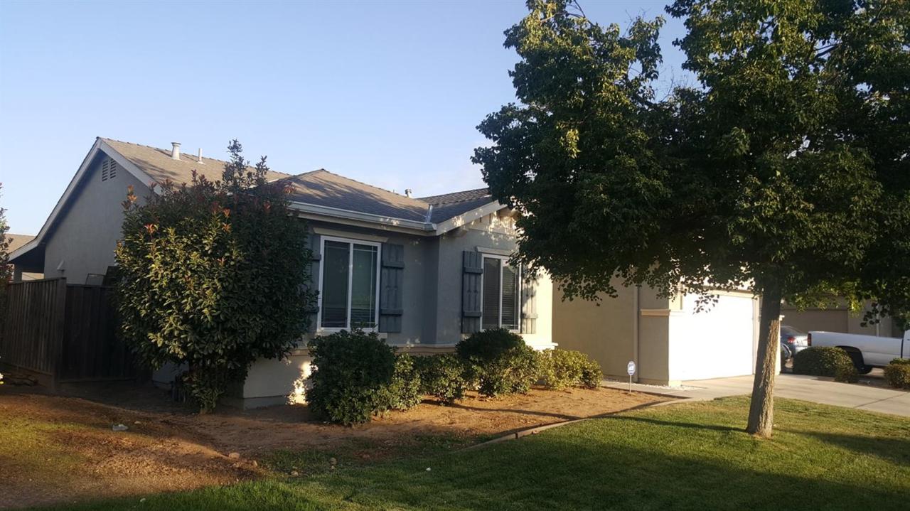 2140 Dante Avenue - Photo 1