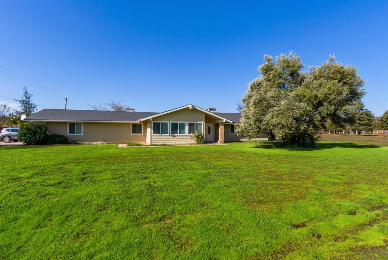 12762 Road 36 1/2 - Photo 1