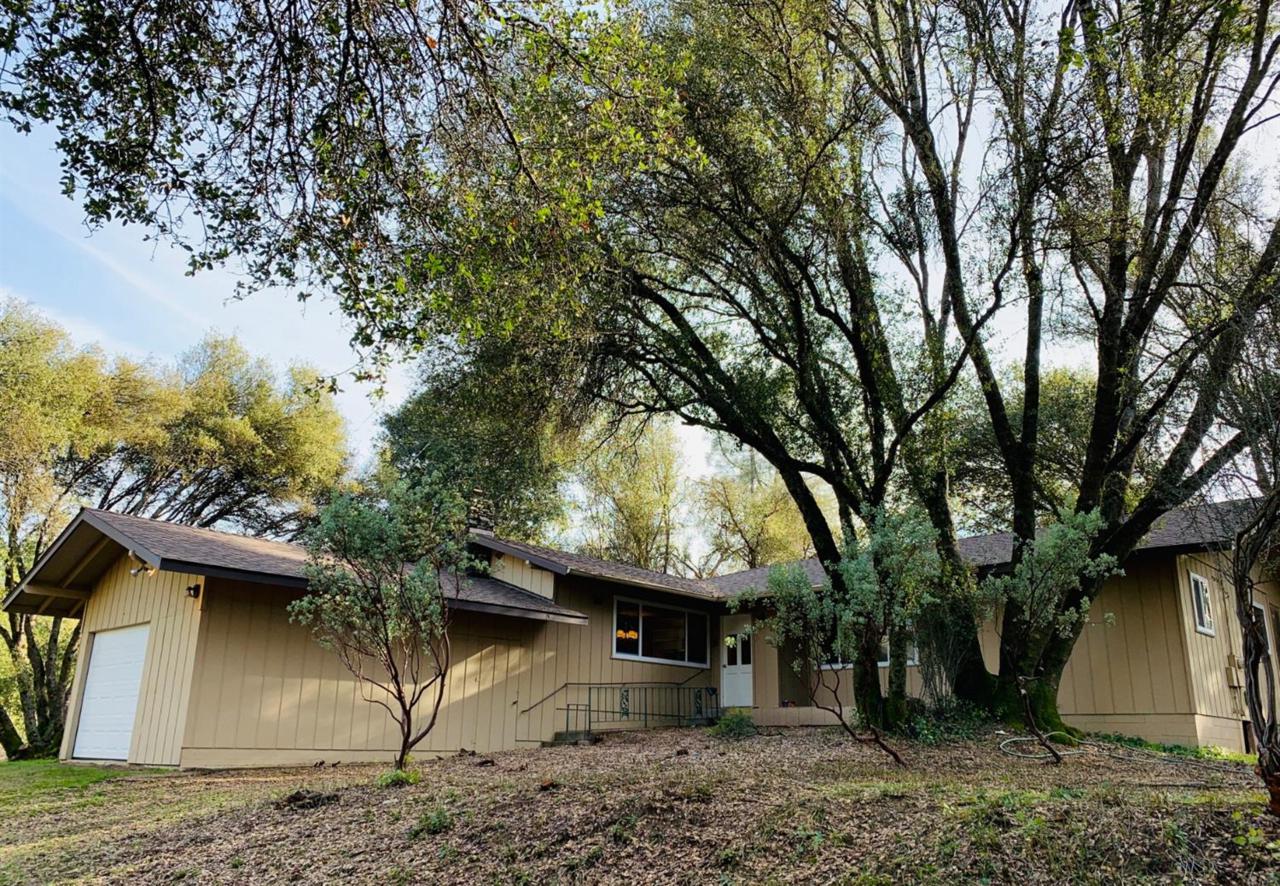 39671 Evergreen Drive - Photo 1