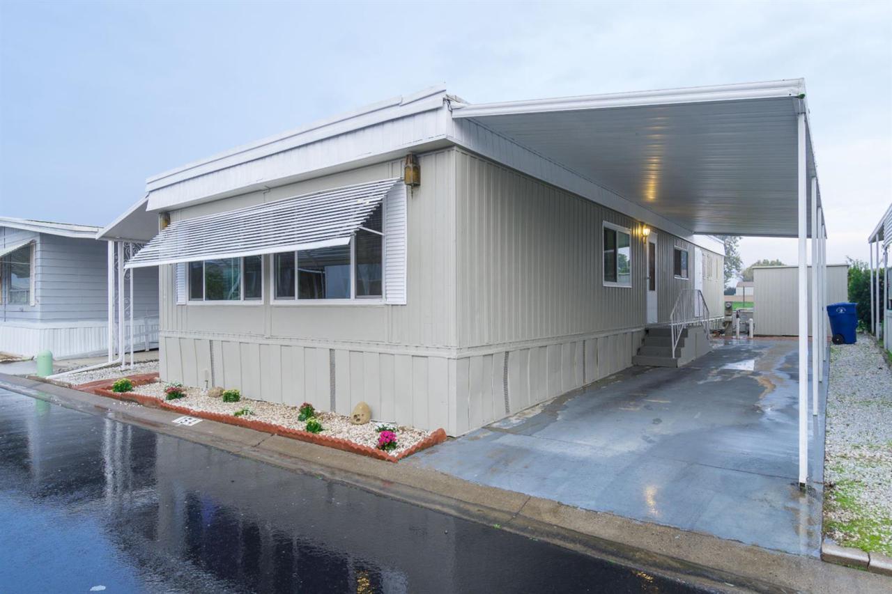 1001 Sylmar - Photo 1