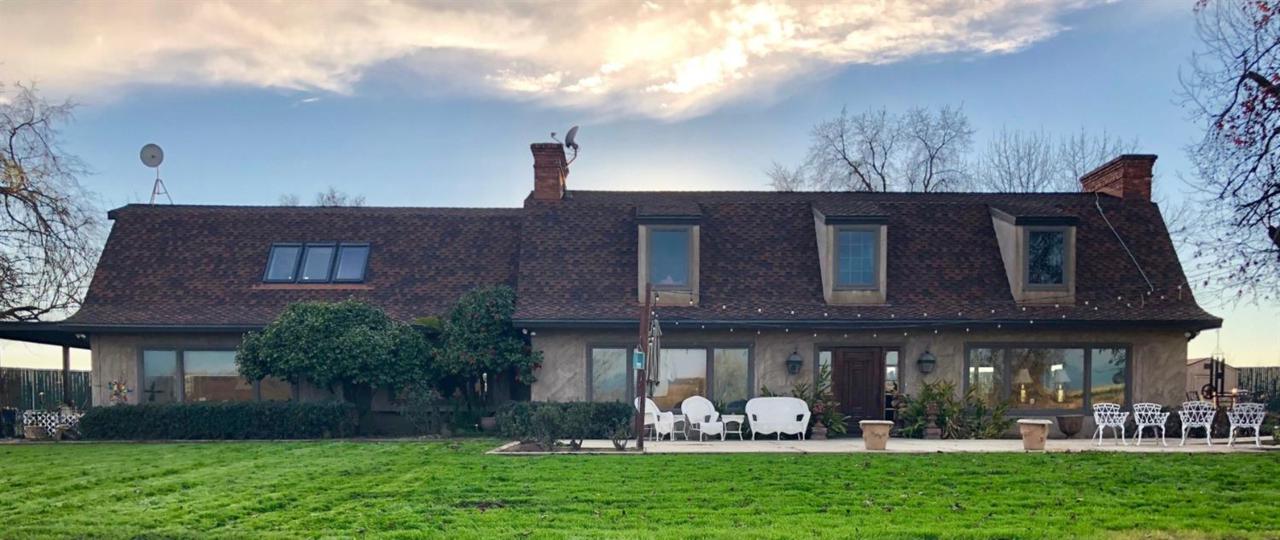 15358 Lincoln - Photo 1