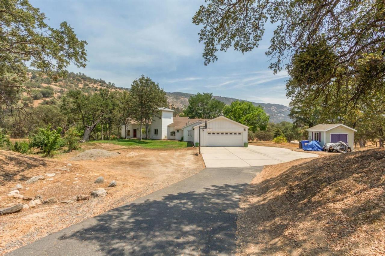 34548 Backbone Road - Photo 1