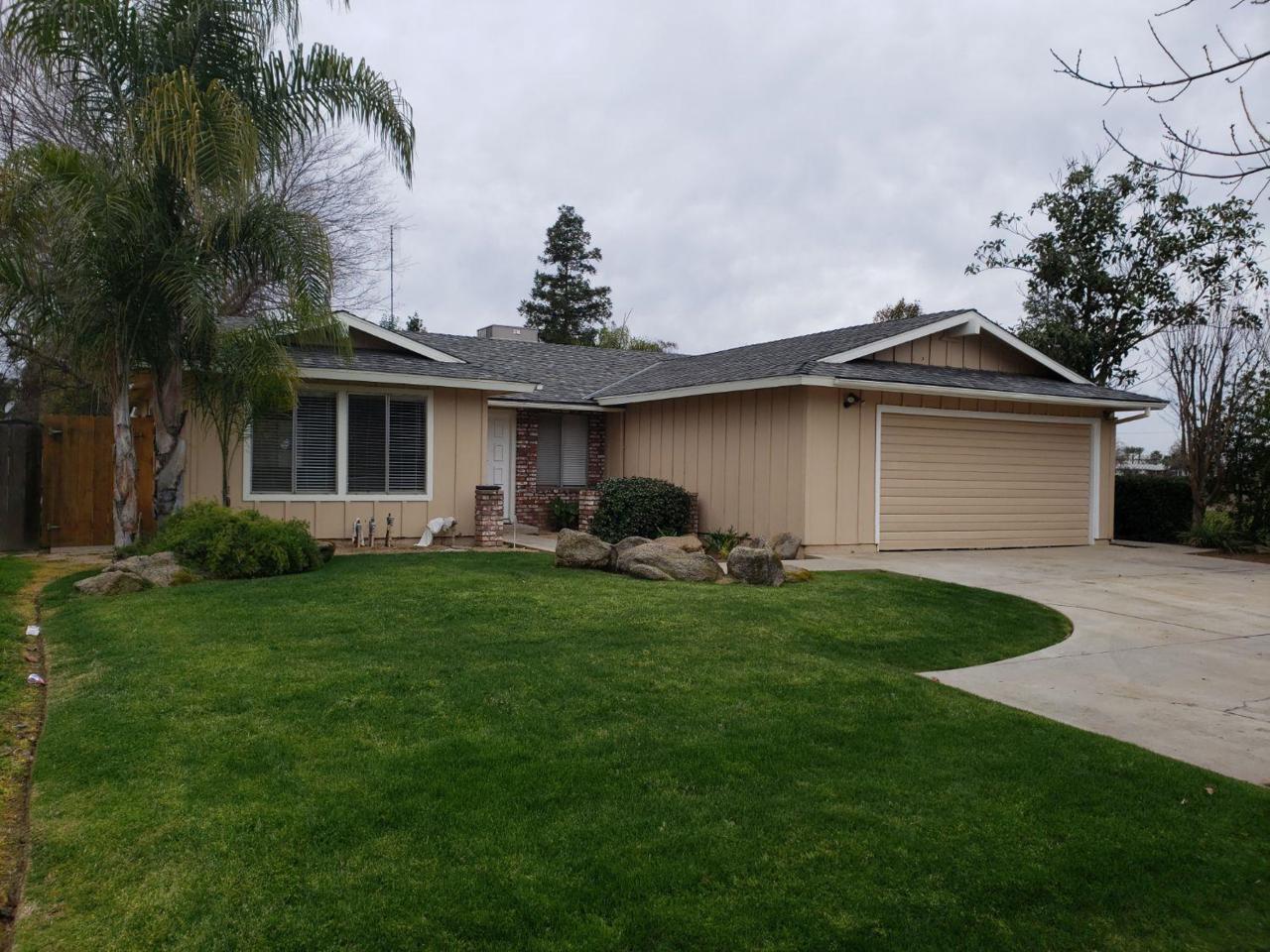 6693 Maroa Avenue - Photo 1