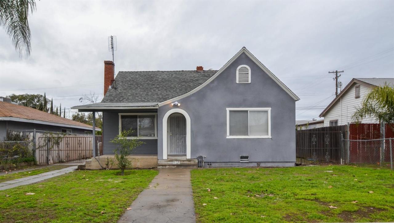 212 Hayston Avenue - Photo 1