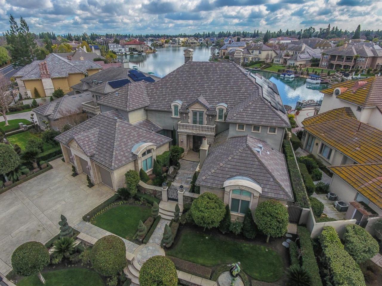 2671 Lake Van Ness Circle - Photo 1